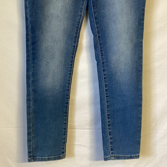 Fashion Nova Women's Blue All The Booty Ripped Skinny Jeans Size 9 - Picture 3 of 12